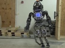 Inilah Proses Pembuatan Robot Humanoid Dengan Dua Kaki Yang bisa Berjalan & Berlari Mirip Seperti Ma