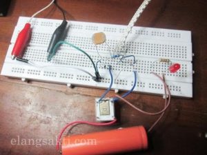 Rangkaian Sensor Cahaya dengan LDR untuk Membuat Lampu Otomatis